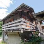 Chalet CH-13, Kleines Walliser Chalet, Balkon mit Aussicht