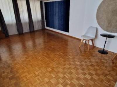 Zu vermieten Behandlungsraum in Binningen Basel-Landschaft